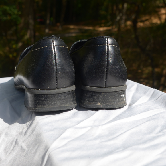 Black loafers with snakeskin pattern - Picture 8 of 8